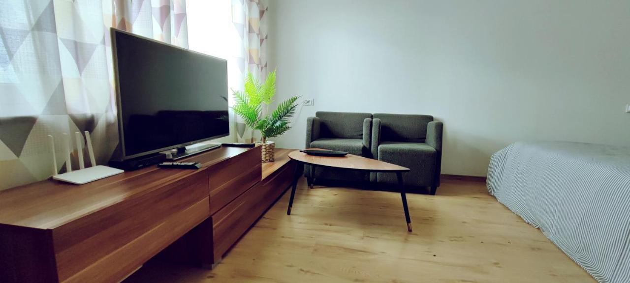 Akropole Apartment In Ryga Zewnętrze zdjęcie